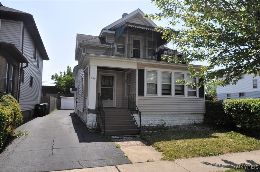 b1630796 130 w hazeltine avenue